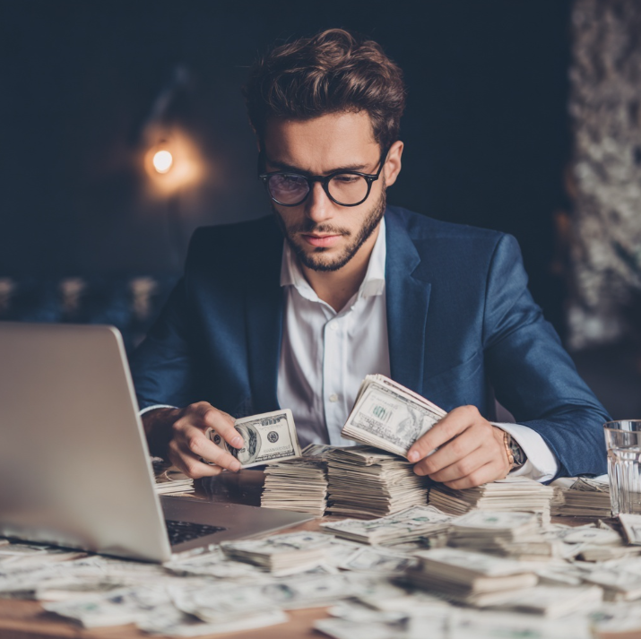 How to Correctly Pay Yourself and Take Cash from Your Business 💰